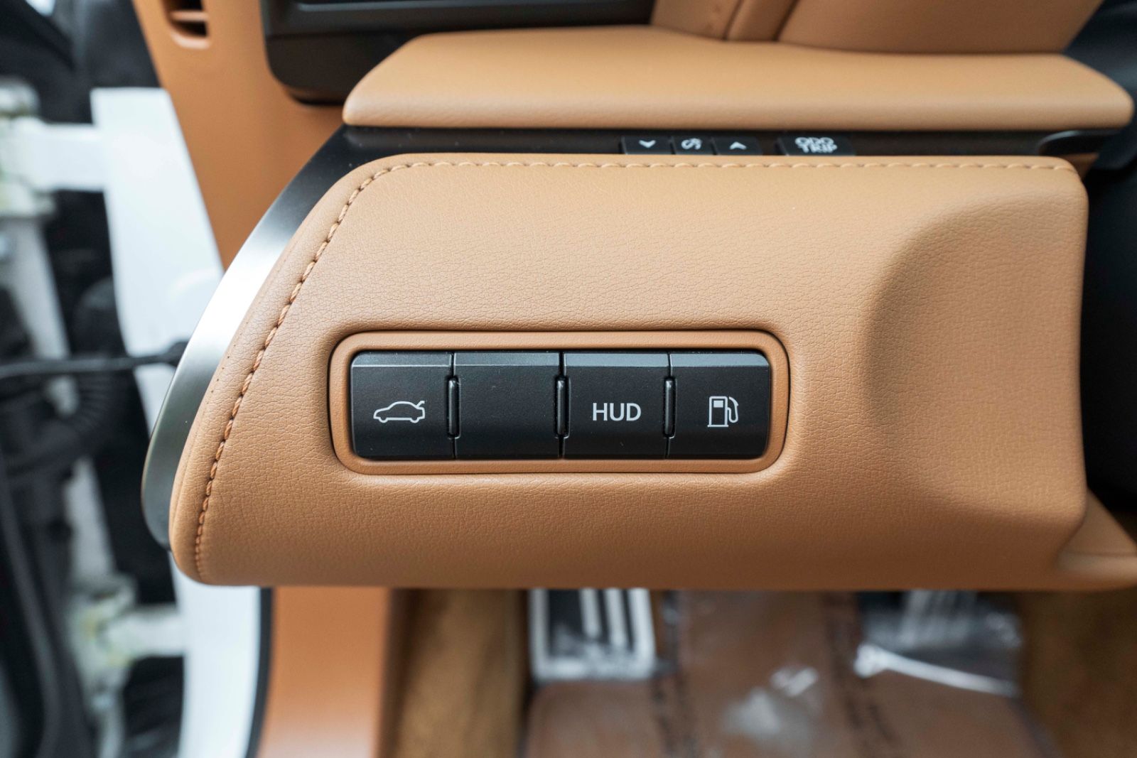 Fahrzeugabbildung Lexus LC 500 Cabrio HUD LED ACC ML TOTW KAM PCS RCTA
