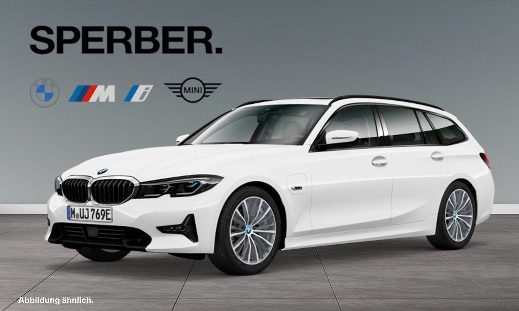 BMW 330e Touring