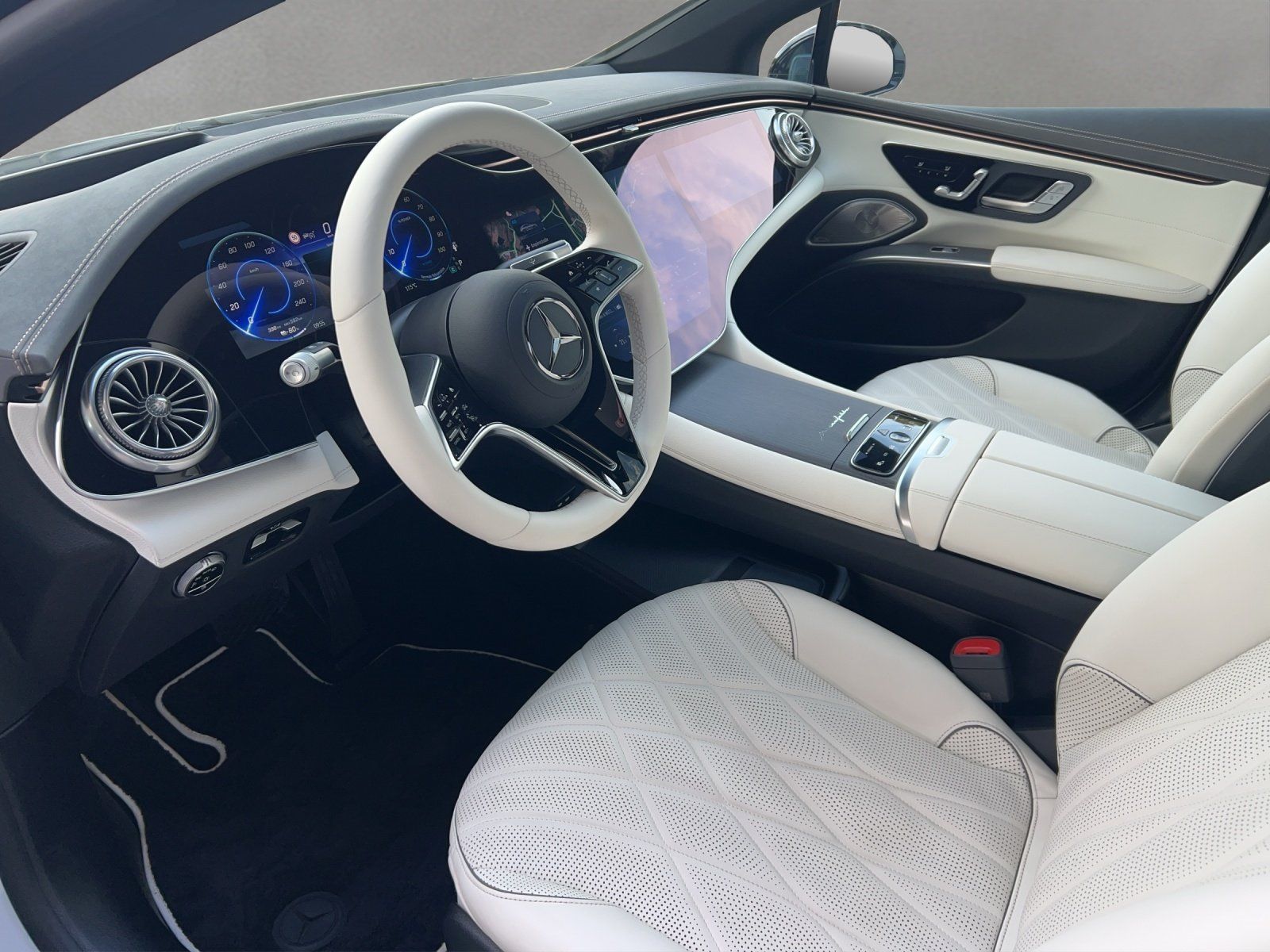 Fahrzeugabbildung Mercedes-Benz EQS 580 AMG ManufakturInterieur TV Masage AR-HUD