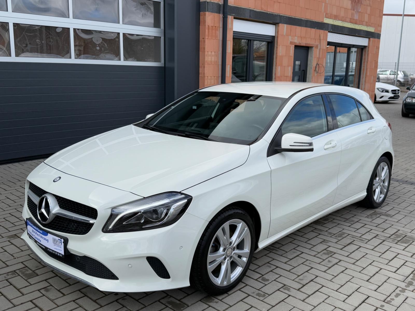 Mercedes-Benz A 200 BlueEfficiency *LED*NAVI*TEMPO*AHK*TÜV NEU