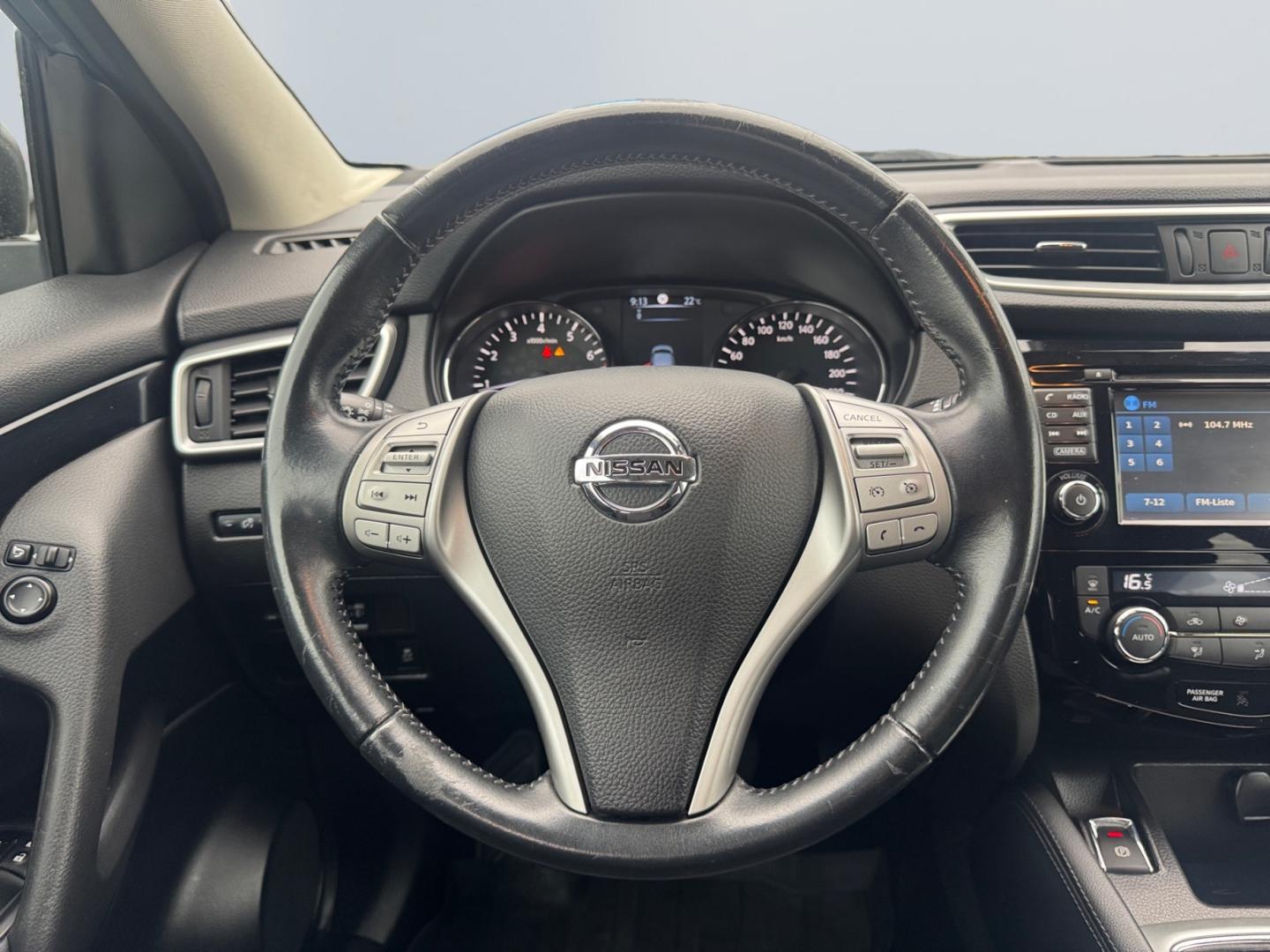 Nissan Qashqai N-Connecta 1.2 DIG-T *PANO*KAMERA*AHK*US