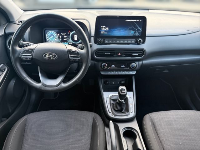 Fahrzeugabbildung Hyundai KONA 2WD 1.0 T-GDI +KLIMA+RFK+PDC+LED+SHZ+NAVI+U