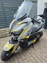 Yamaha X-MAX 400