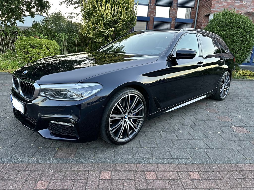 Image of BMW 540