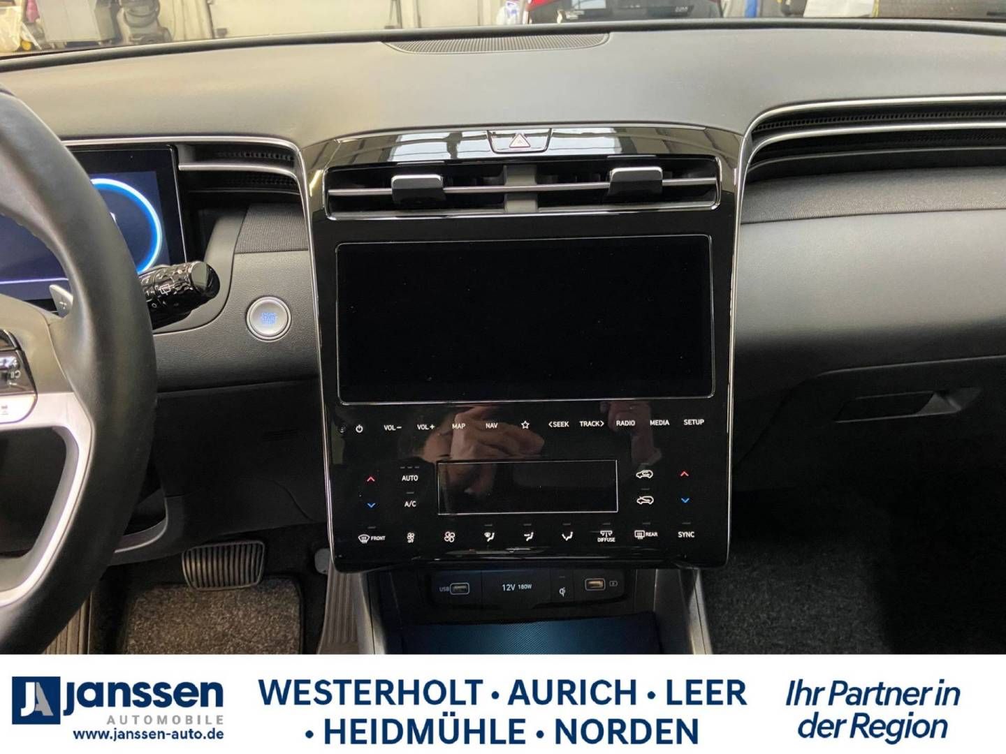 Fahrzeugabbildung Hyundai TUCSON TREND