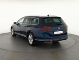 Volkswagen Passat 2.0 TSI DSG Elegance Standheizung ACC LED - VW Passat Variant Gebrauchtwagen in Berlin