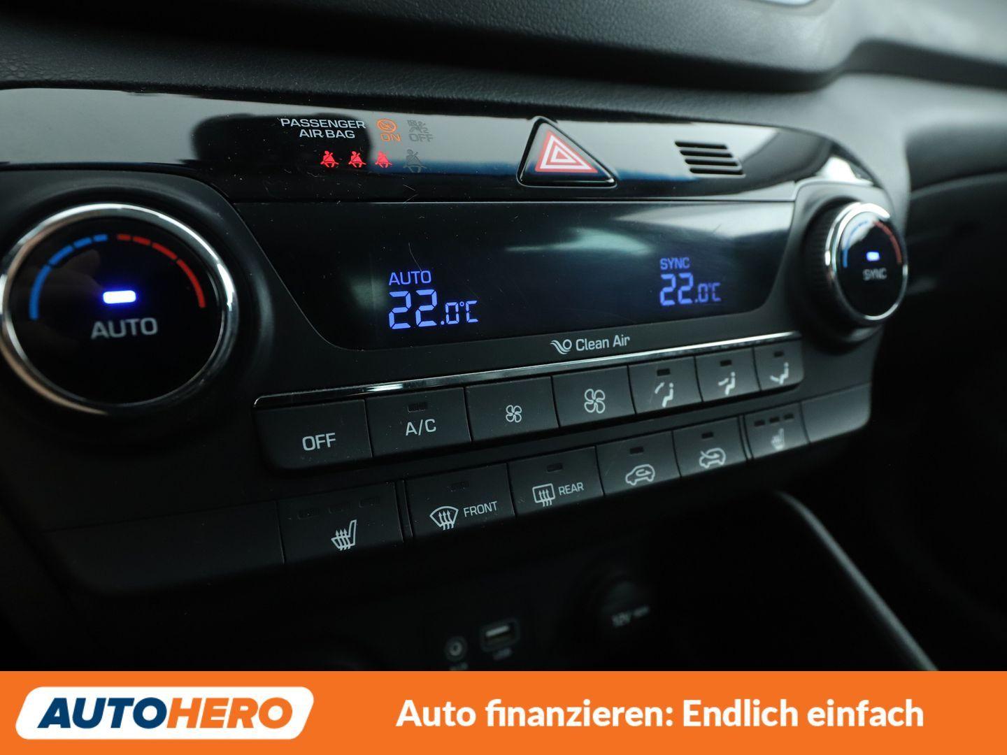 Hyundai Tucson 1.6 Classic blue 2WD *NAVI*TEMPO*CAM*PDC*