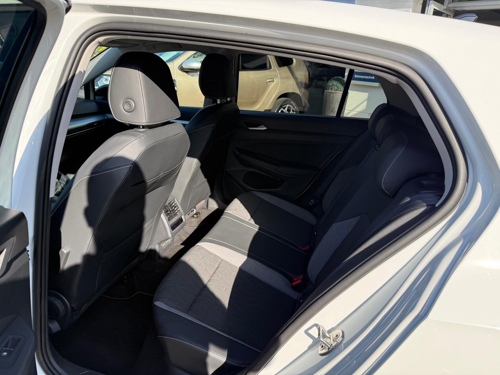 Volkswagen Golf 1.5 TSI Goal*PDC*LED*SHZ*AppCo*ACC*TWA*SHA, миниатюра 18