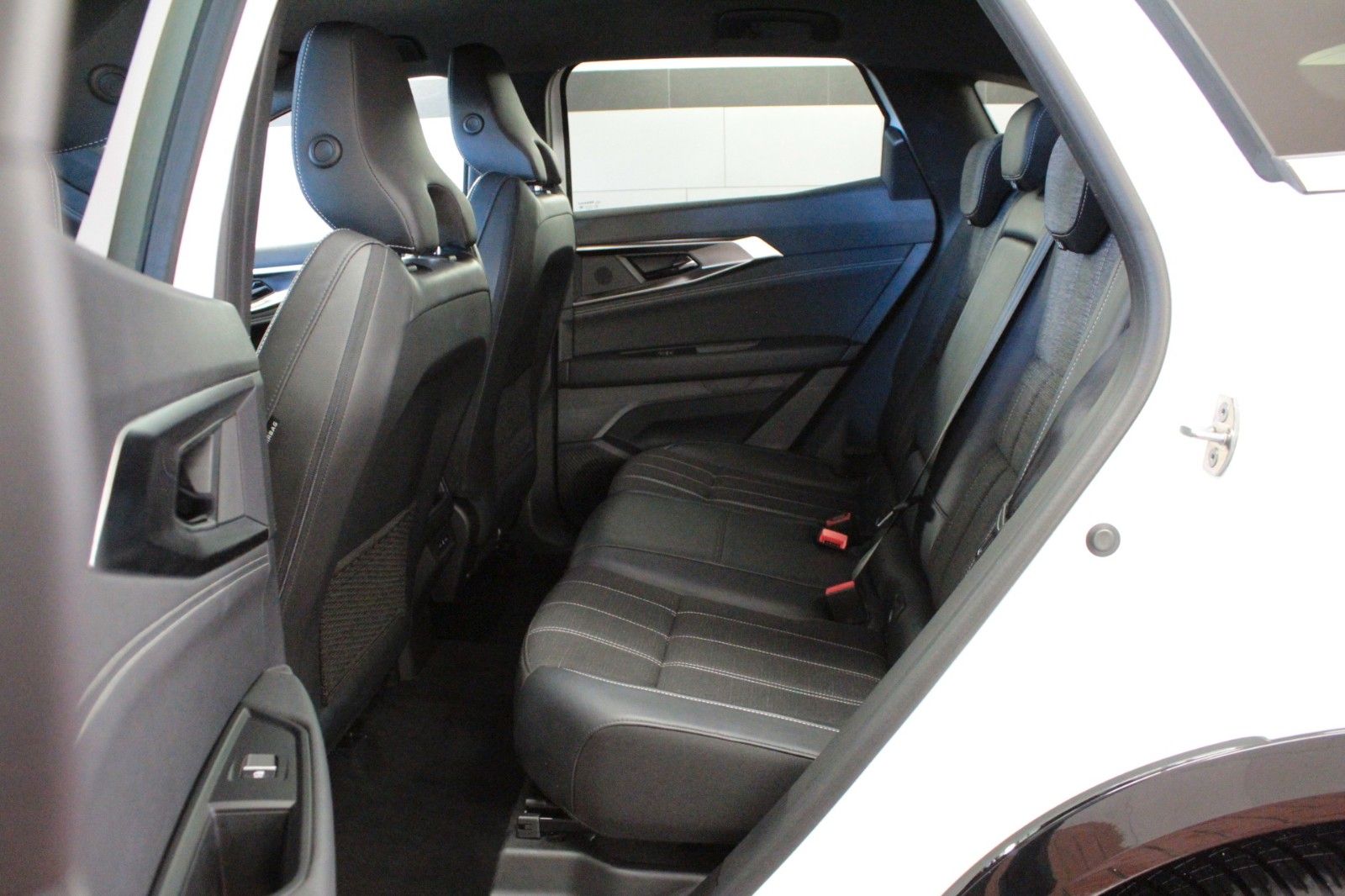 Fahrzeugabbildung Renault Austral Mild Hybrid 160 Techno Automatik*15123*