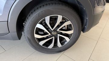 Fotografie des VW T-Cross 1.0 TSI OPF Life