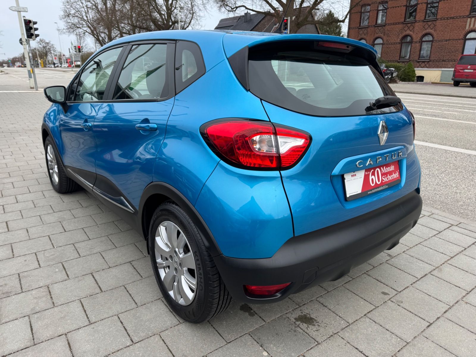 Captur *Temp*Radio*Klima*Elktr.Fenster*TüvNeu*