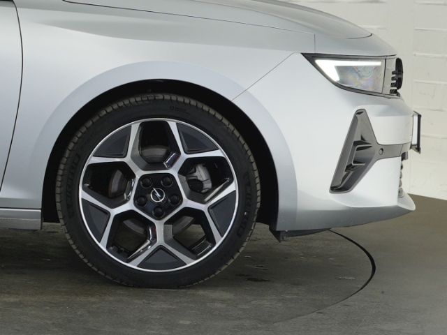Astra L ST ULTIMATE AT+NAVI+360 GRAD KAMERA+SCHI