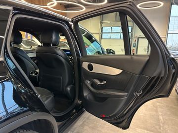 Mercedes-Benz GLC 300 de 4Matic *1. Hand*AHK*Klima*SHZ*LED*Nav