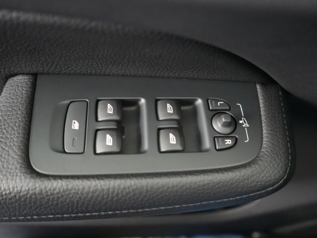 V60 KOMBI INSCRIPTION D AT+AHK+NAVI+LED-SCHEINWE