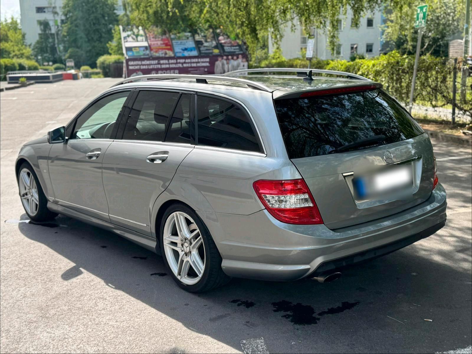 Mercedes-Benz C220 2010 — engine 170 HP (125kW)