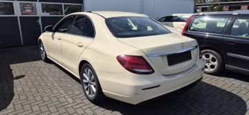 Mercedes E 200 - 4