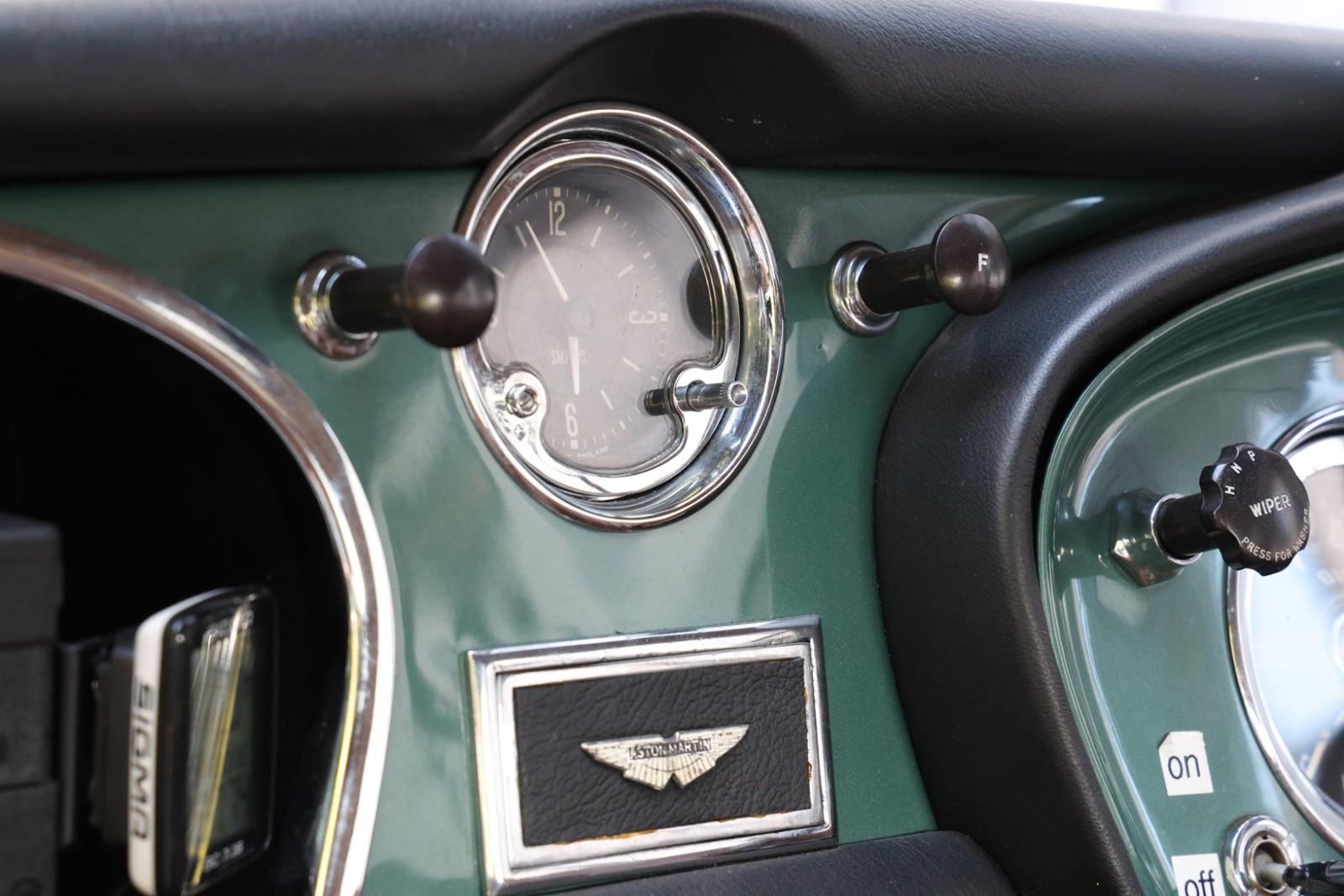 Aston Martin DB 2/4 Mark III, komplett restauriert