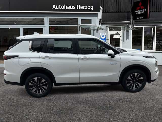 Mitsubishi Outlander - Bild 6