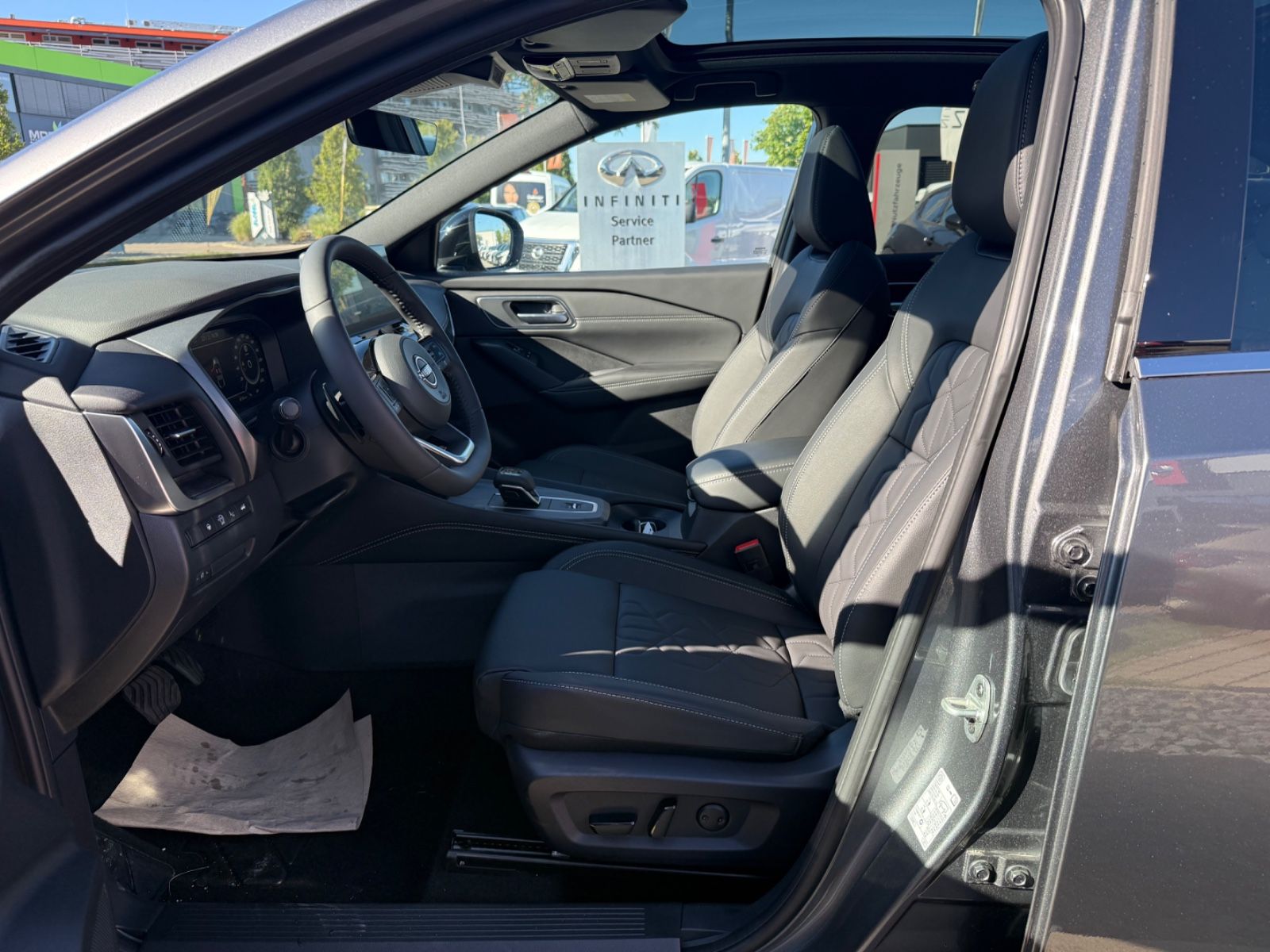 Fahrzeugabbildung Nissan Qashqai Tekna, 360° Kamera, ProPilot, WP.