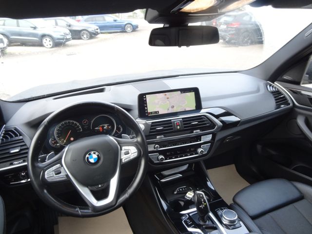 Fahrzeugabbildung BMW X3 xDrive 30d xLine/2.Hd/AHK/Pano/Kam/HUD