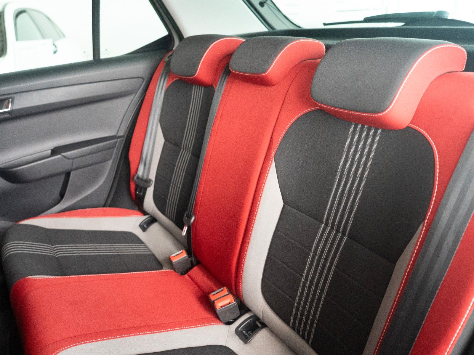Fahrzeugabbildung SKODA Fabia Monte Carlo SITZHZG./PANO/PDC HI.