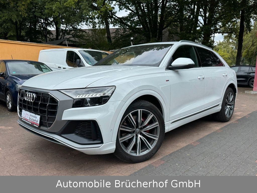 Image of Audi Q8