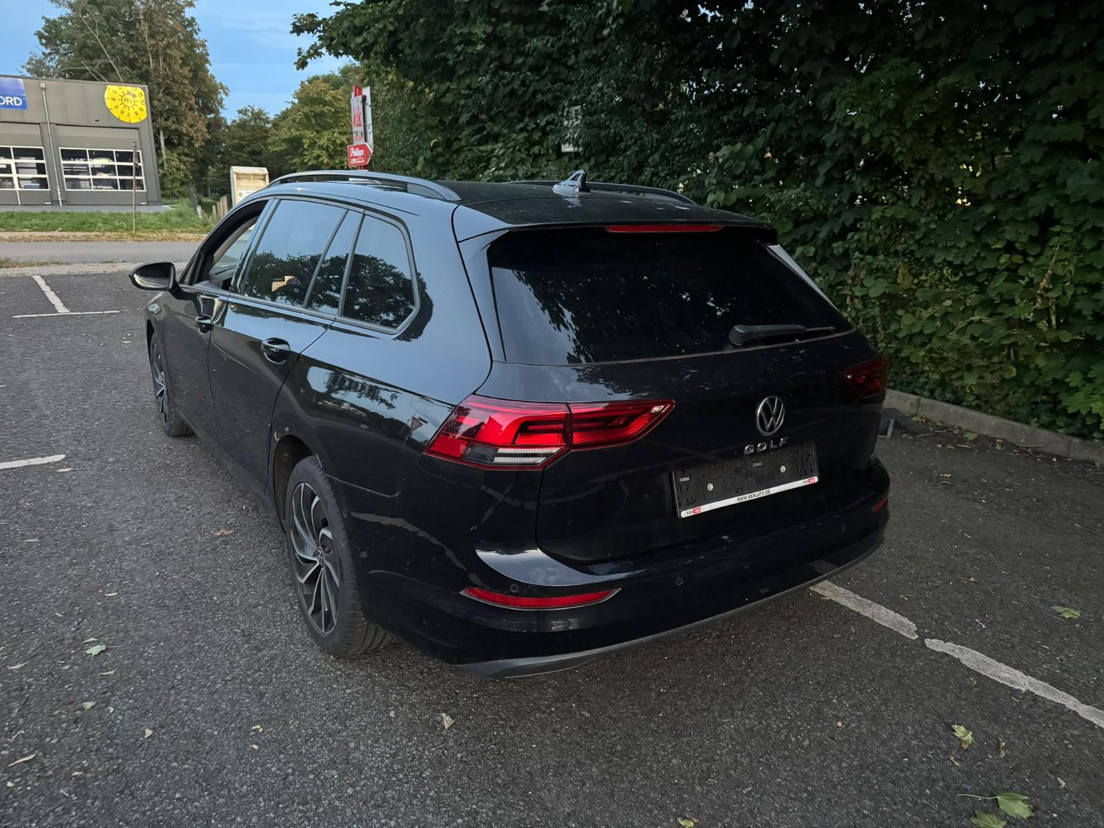 Volkswagen Golf VIII Variant 2,0 Life, миниатюра 4