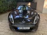 Aston Martin Vanquish - Aston Martin Vanquish mit Benzin-Antrieb: Cabrio