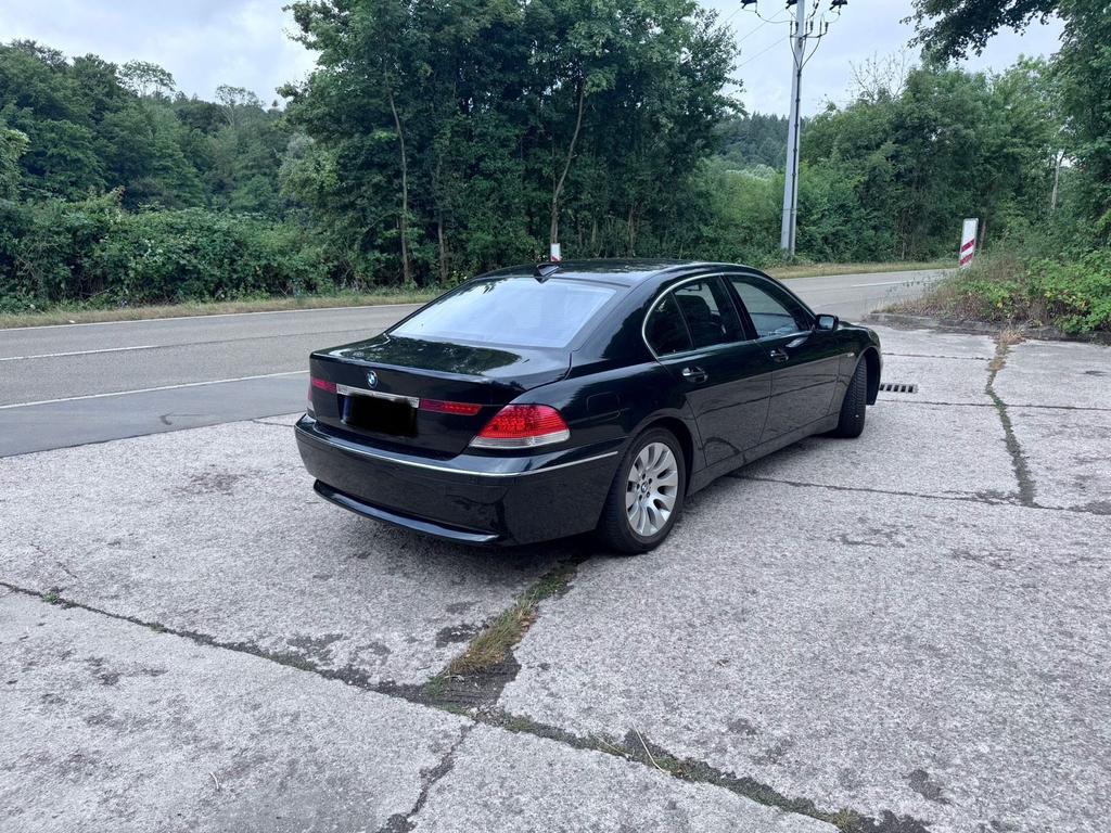 BMW 760