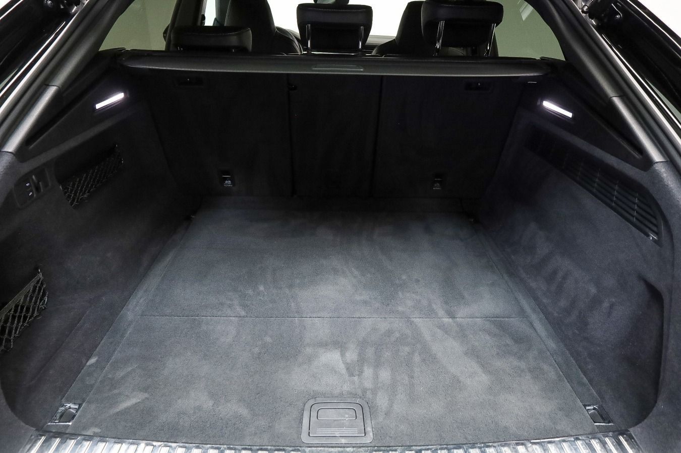 Audi SQ8 - Bild 11
