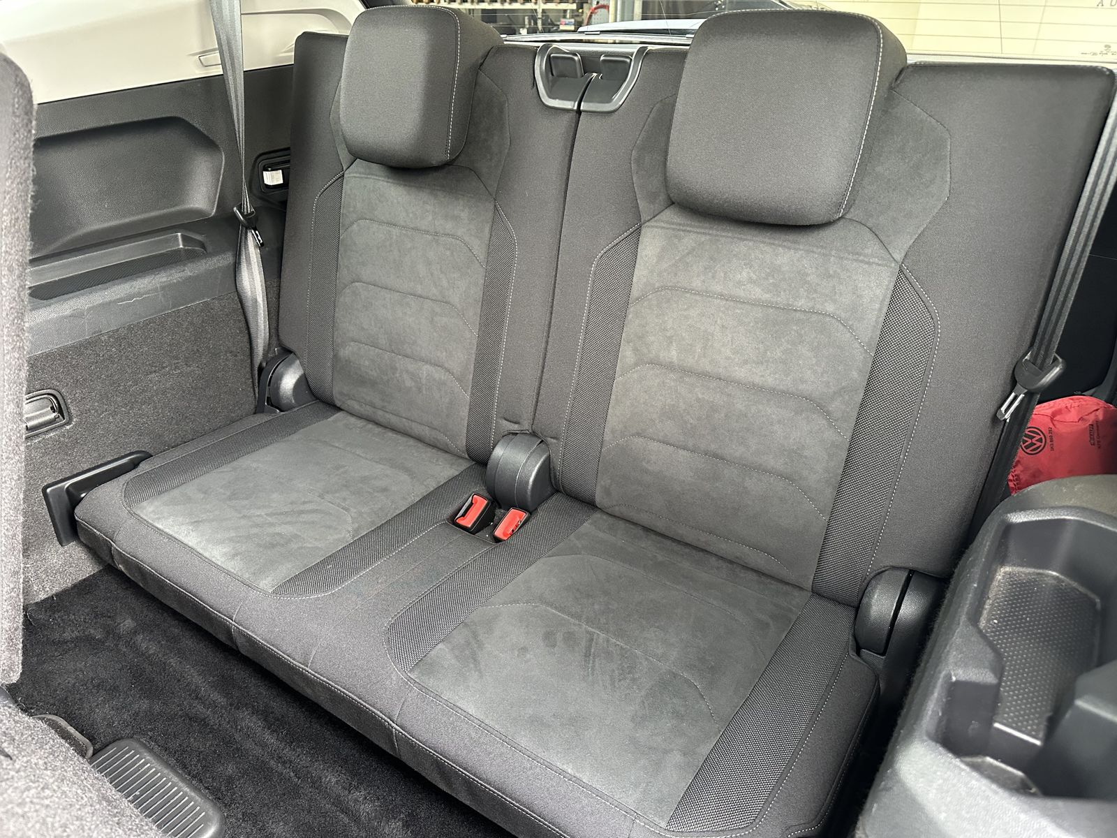 Fahrzeugabbildung Volkswagen Tiguan Allspace 4M Life 7Sitzer NAV+LED+H&K+360°