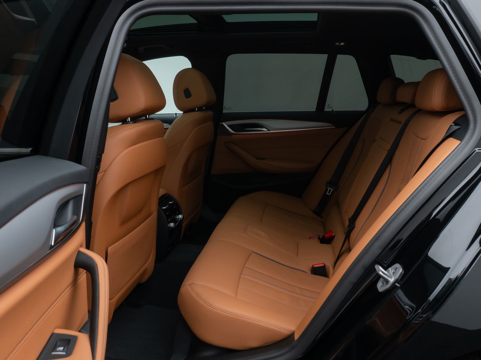 Fahrzeugabbildung BMW 520d Panoram Kamera DAB HiFi 4xKlima Leder Sport