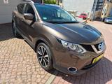 Nissan Qashqai 1.6 DIG-T Tekna+ - Nissan Qashqai: Limousine