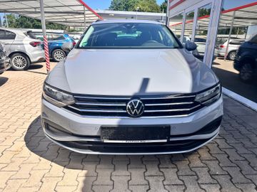 Volkswagen Passat Variant - 2