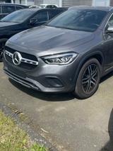 Mercedes-Benz GLA 200 4MATIC DCT - - Mercedes-Benz GLA 200 in Bonn
