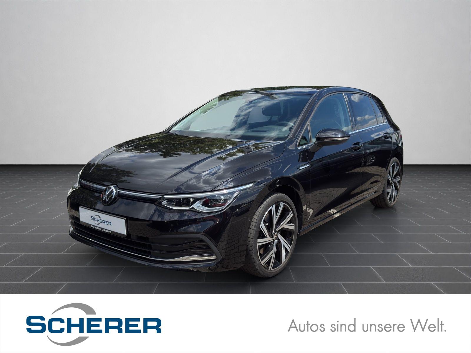 Volkswagen Golf VIII 2.0 TSI DSG Style PANO STANDHZ.