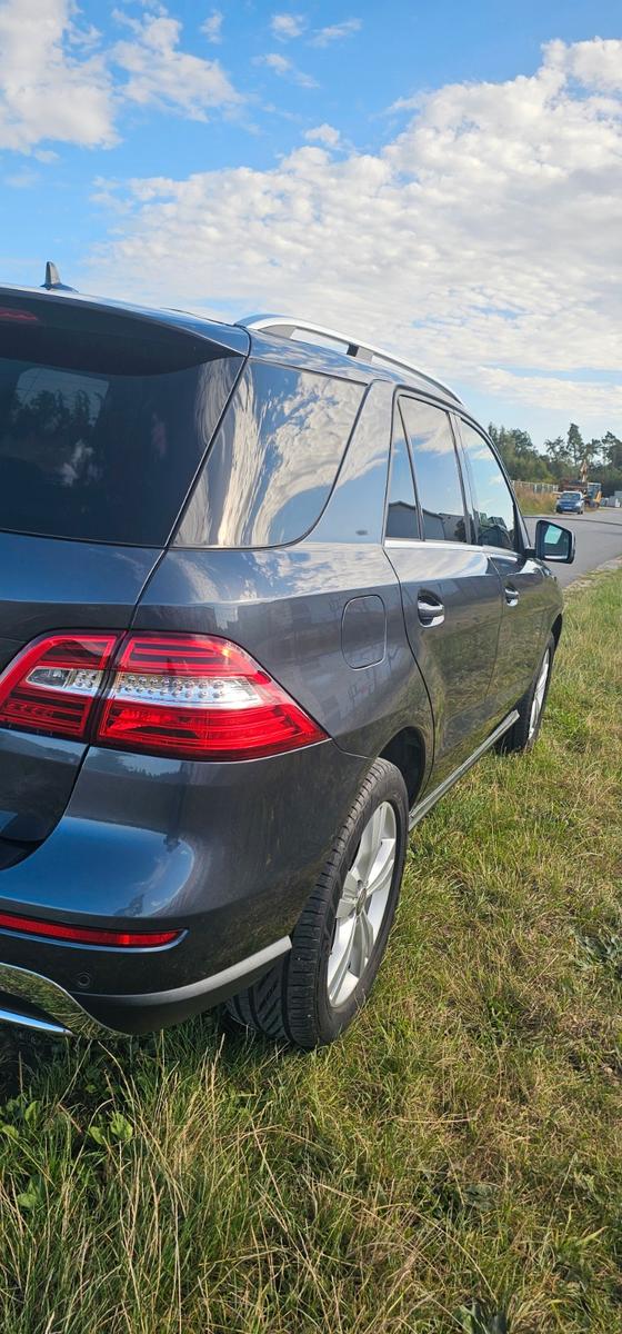 Mercedes-Benz ML 350 BlueTEC 4MATIC AMG Line
