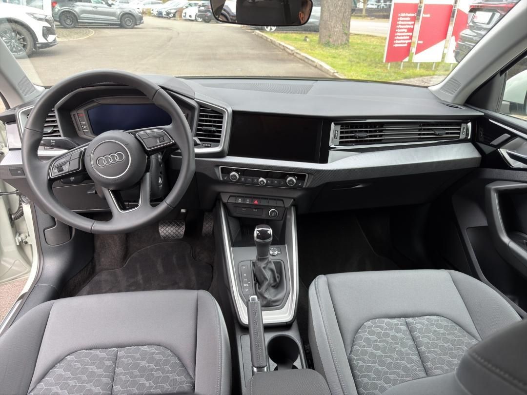 Fahrzeugabbildung Audi A1 Sportback advanced 30 TFSI S tronic Optik Plu