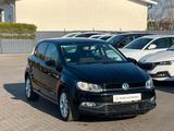 Volkswagen Polo V Sound *KLIMAAUTOMATIK*SHZ*PDC* - Cars in Braunschweig: Kleinwagen