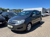 Opel Zafira B Family Plus*7-SITZE*PDC*SHZ*TEMP*MFL - Opel Zafira in Wuppertal