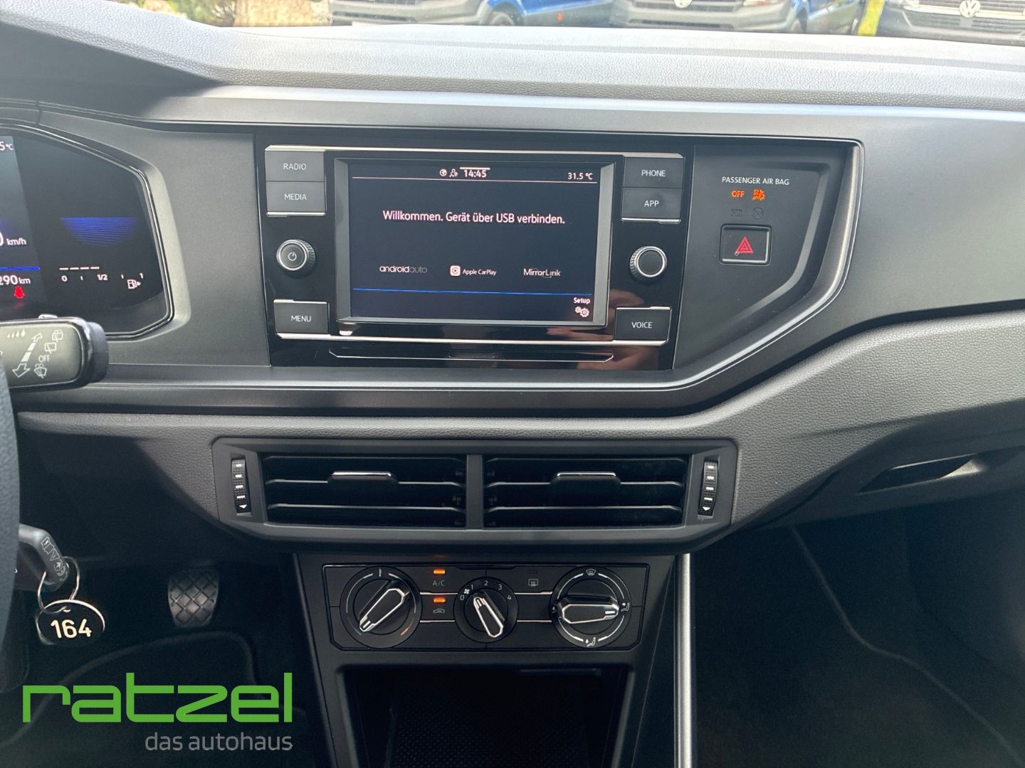 Fahrzeugabbildung Volkswagen Polo 1.0 Einparkhilfe Digitales Cockpit LED Musi