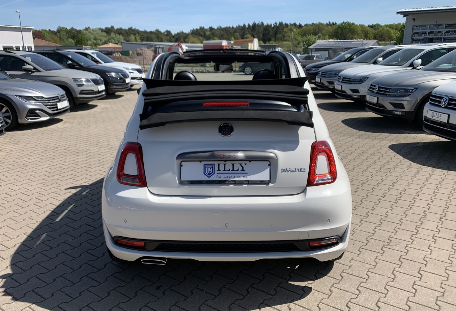 Fahrzeugabbildung Fiat 500C 1.0 GSE Hybrid*Sport*Leder*LED*MFL*CarPlay*