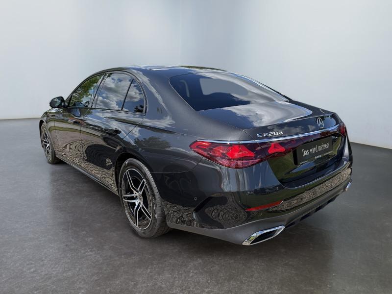 Mercedes-Benz E 220 d , AMG NIGHT DISTR KAMERA PANO SPUR PDC
