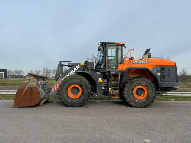 Doosan DL550-7