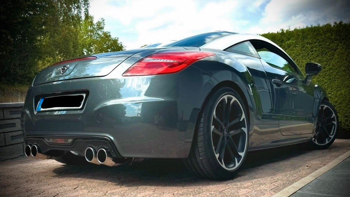 Peugeot RCZ