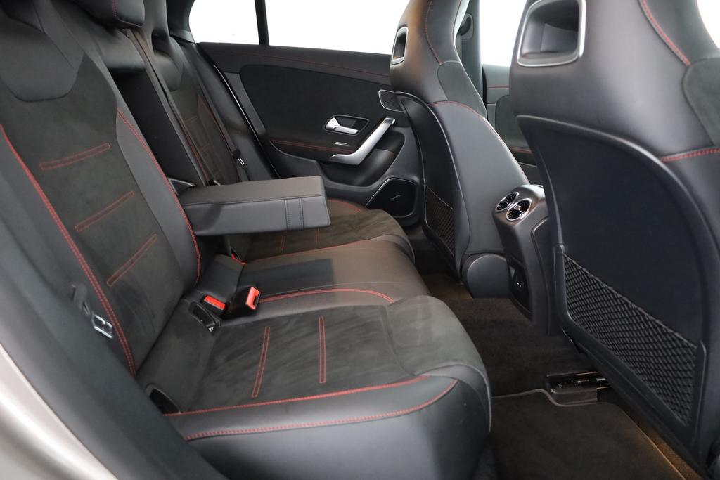 Mercedes-Benz CLA 45 AMG Shooting Brake