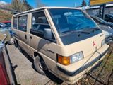 Mitsubishi L300 - Mitsubishi L300 mit Benzin-Antrieb: Kleinbus