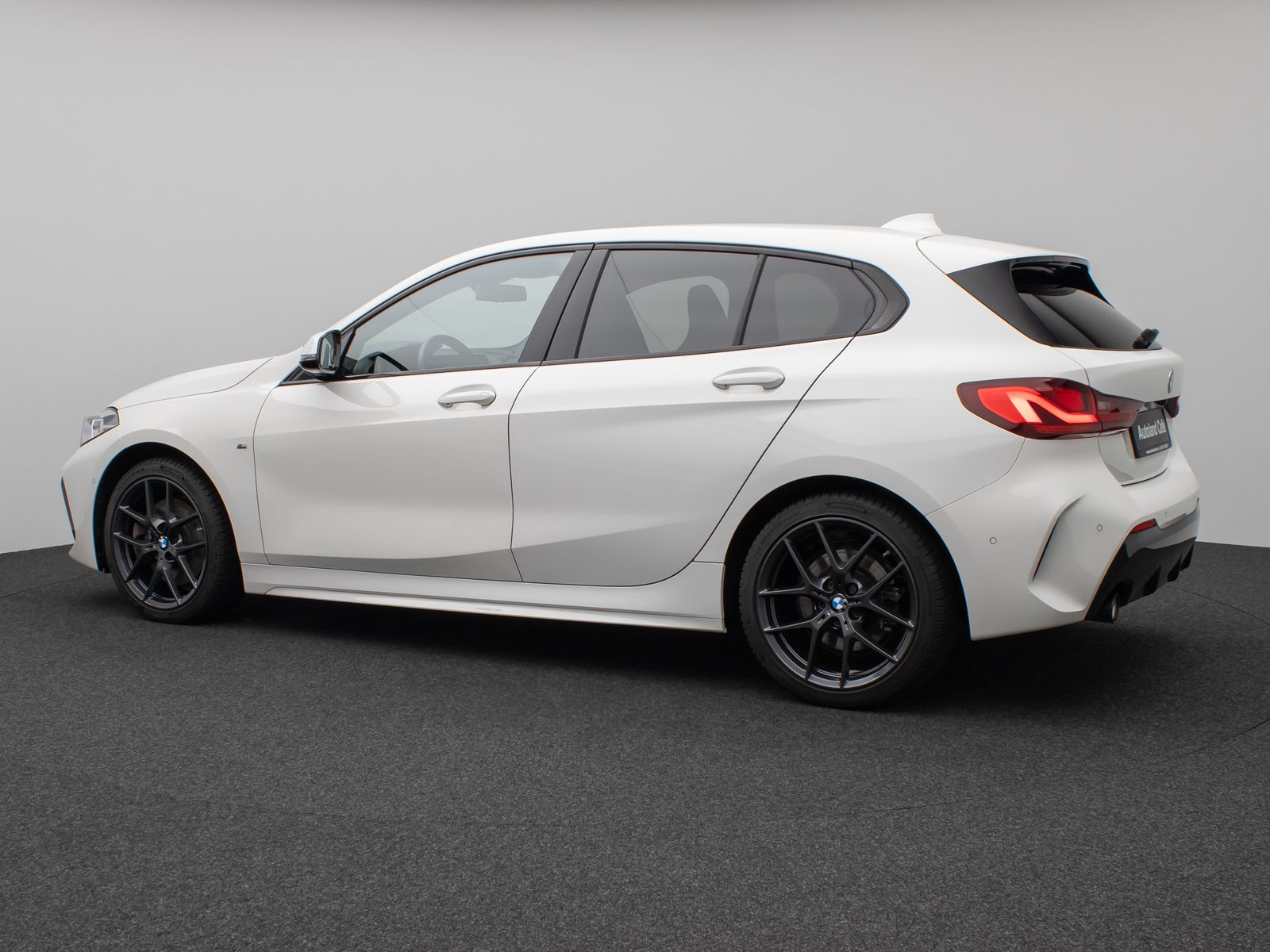 Fahrzeugabbildung BMW 120i M Sport Kamera DAB Lenkrhzg DrivAssis Alarm