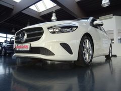 MERCEDES-BENZ B 200 d Progressive/ Autom/ Navi/ LED/ PDC/ MBUX