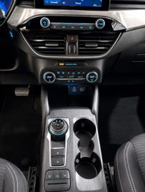 Ford Kuga - 9